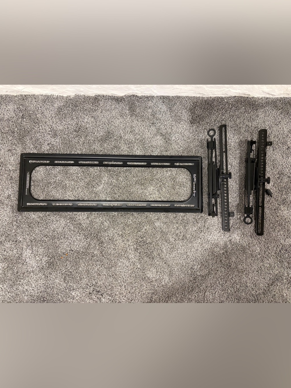 Black Universal TV Wall Mount Bracket - Heavy-Duty Fixed Frame